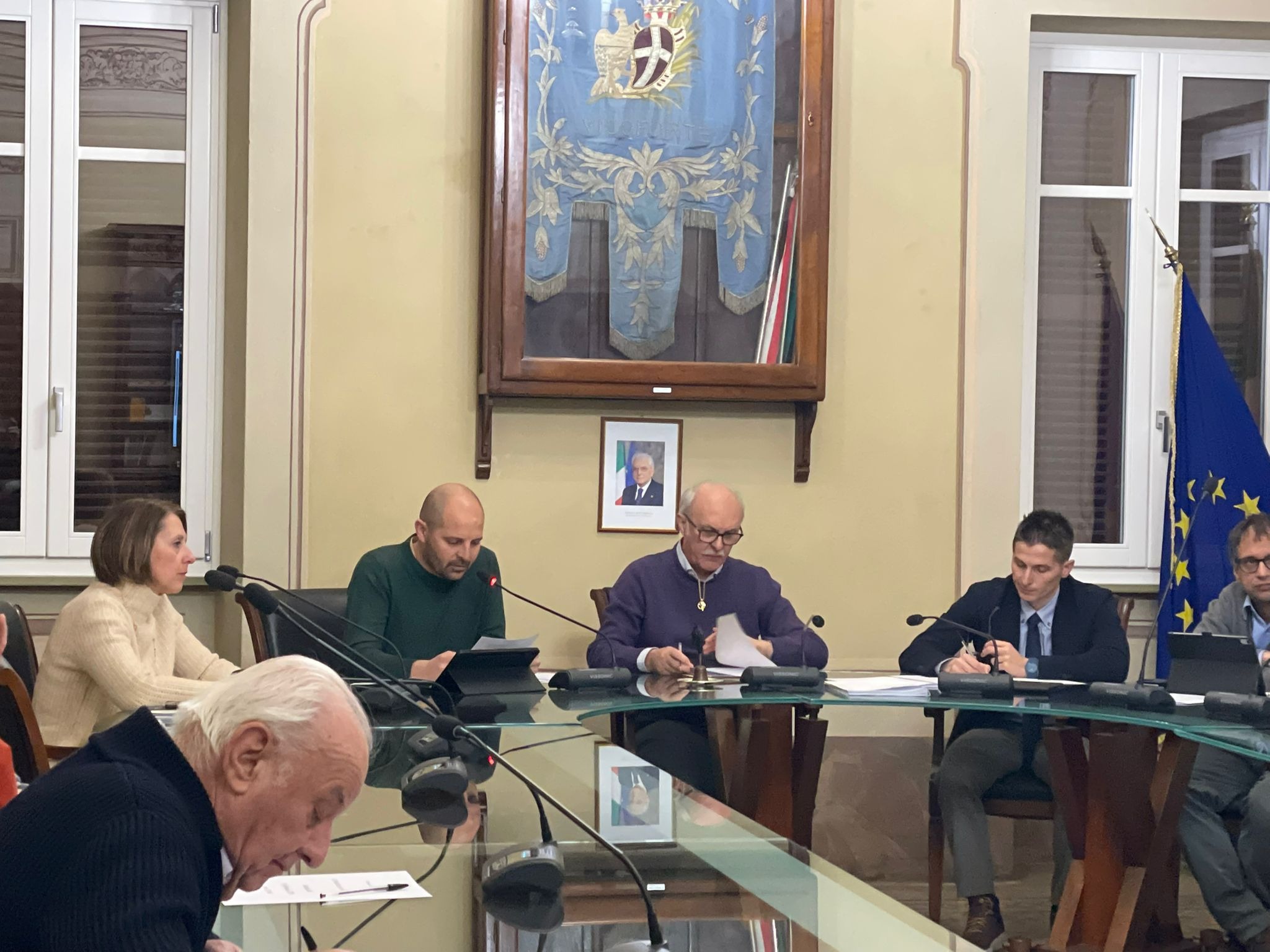 PROVINCIA GRANDA - L'assessore Botto legge la risposta scritta all'interrogazione
