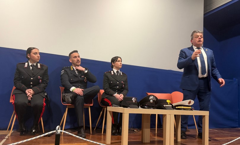 Intervento sindaco Dogliani Claudio Raviola incontro truffe