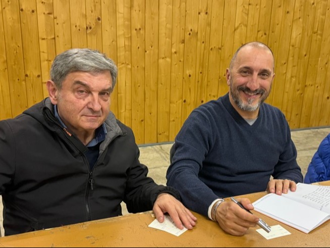 PROVINCIA GRANDA - Enzo Ornato durante l'assemblea della Pro Loco di Carrù di giovedì sera