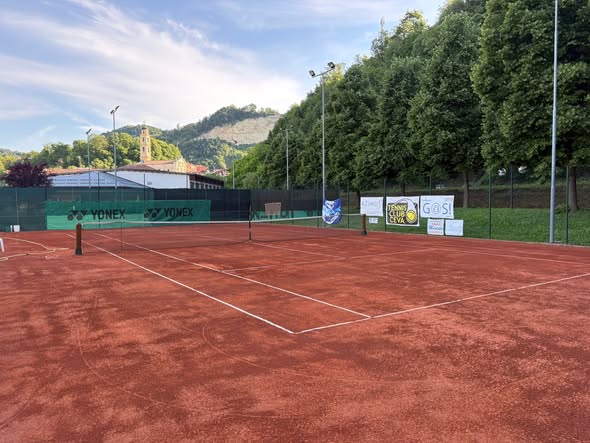 tennis ceva campi