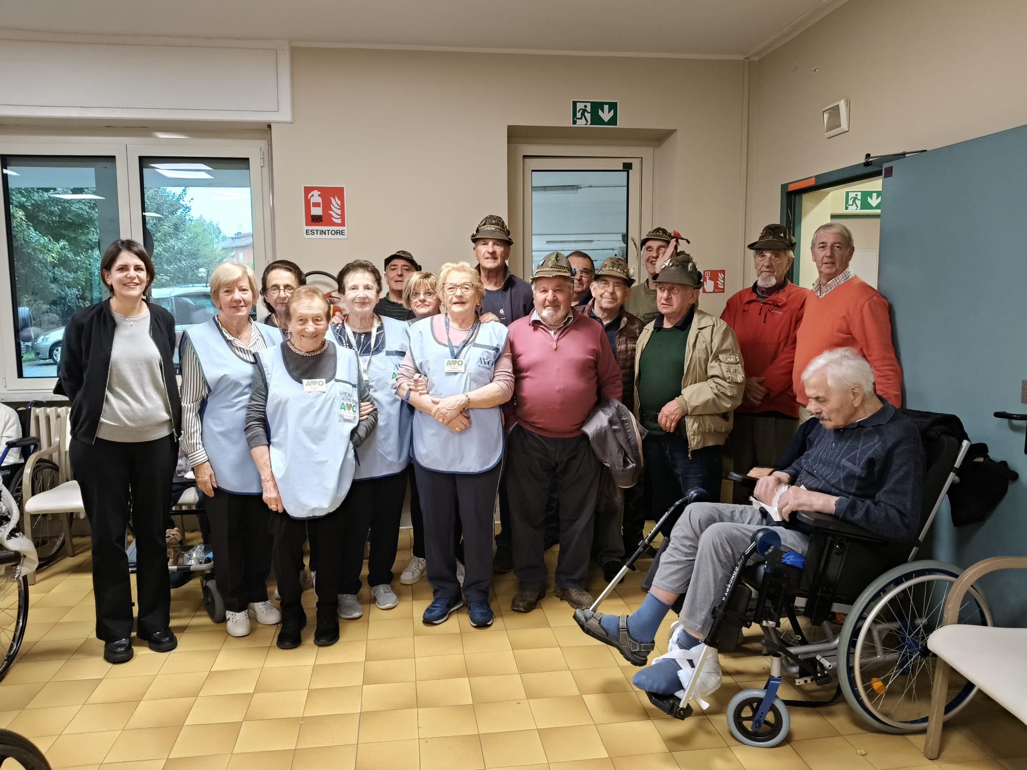 PROVINCIA GRANDA - La castagnata in Casa di riposo