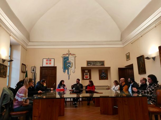 PROVINCIA GRANDA - Un momento della seduta consiliare a Chiusa Pesio