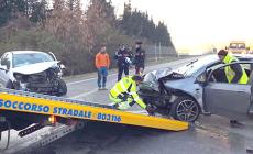 Scontro frontale alla curva del Beila: due feriti