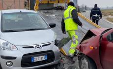 Mondovì: scontro tra auto in via Gratteria, due feriti al pronto soccorso