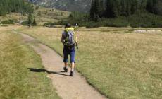 Autocertificazione anche per chi esce a piedi - Chiarita la questione delle passeggiate: «Non sono vietate, ma sconsigliate»