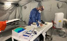 «Gli operatori sanitari sono a rischio: insufficienti i dispositivi di protezione»