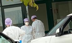 Covid, consiglio dei ministri: via libera stop obbligo vaccini medici dal 1° novembre. Prorogato obbligo mascherine in ospedali e Rsa