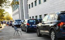Mondovì: aumentano le code per i tamponi nasali all'ospedale per il covid - Ora se ne fanno oltre 100 in circa un'ora grazie al raddoppio del personale del "Regina Montis Regalis"