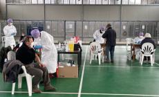 Garessio e Ormea hanno sperimentato le vaccinazioni di gruppo per gli over 80 nella bocciofila e alla Società Operaia