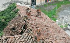 Imploso il tetto di Casa Garelli a Morozzo, lo stabile verrà abbattuto 