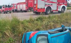 Scontro sulla provinciale che da Rocca de' Baldi porta a Magliano. Una delle  auto è finita nel canale