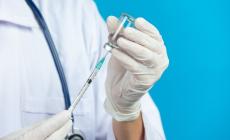Vaccini: nell’Asl Cn1 una persona su due ha ricevuto la seconda dose