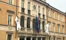 Mondovì: due mega fiocchi bianchi per la lotta contro il cancro al polmone
