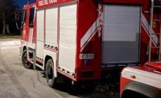 Scontro fra tre auto a Trinità, nessun grave ferito 
