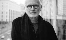 Ludovico Einaudi: «A Dogliani trovo la mia vera dimensione di uomo di Langa». INTERVISTA al pianista "mondiale" che sabato inaugura il suo tour ad Alba