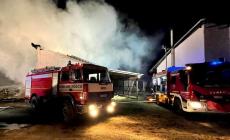 Mondovì: incendio in un capannone in via Pignolli