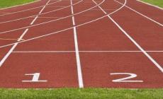 Carrù: in attesa di affidare i lavori alle Medie, il Comune chiede contributi per Materna e pista di atletica