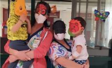 La Pediatria dell’Ospedale di Mondovì si è colorata grazie alle mascherine dei bambini di Piozzo 