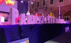 Piazza Maggiore gremita per i ParalleleBipedi!