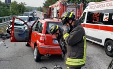 Scontro fra due auto a Castelletto Stura, fra i coinvolti anche un bimbo di nove anni. Non è grave