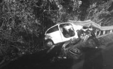 Auto fuori strada a Bastia: ricoverato a Cuneo il conducente 