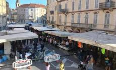 Mondovì, mercato del sabato in corso Statuto: chi è contrario, chi è favorevole e chi dice “solo ogni tanto”