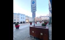 Mondovì: a Piazza le nuove fioriere natalizie ed il sistema mobile di chiusura per l’area pedonale