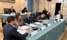 Mondovì, nevicata e sgombero del 15 dicembre in consiglio comunale: le ragioni dell’amministrazione. «Possibili provvedimenti per rendere obbligatorie le dotazioni su tutto il territorio»