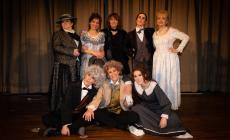 Mondovì: grande successo per "Destino dispettoso", teatro "Bertola" pieno e molto divertimento