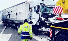 Incidente sulla A6 Torino - Savona: tamponamento tra due mezzi pesanti