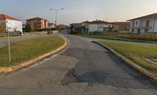 Carrù: torna di attualità la rotonda all’incrocio tra via Benevagienna e via Circonvallazione
