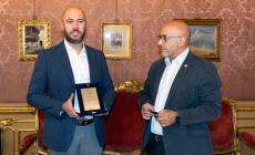 Il presidente del Consiglio regionale premia il monregalese Mattia Aguzzi