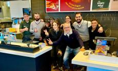 Un pasto al giorno per tutto il prossimo anno: McDonald’s dona 365 pasti alla Caritas di Mondovì 