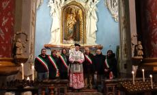 Niella Tanaro ha accolto il nuovo parroco, padre Marco Pagliccia