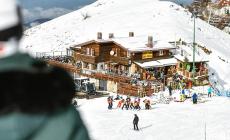 Inverno anomalo, le stazioni attendono la neve.  Poche piste, si scia ad Artesina e Prato Nevoso. Attesa per le altre