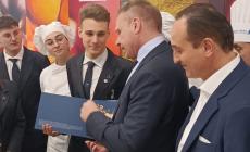 Mondovì: “Giolitti-Bellisario-Paire” alla Fruit Logistica di Berlino riceve il riconoscimento del ministro Lollobrigida