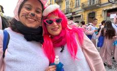 Carlevè 'd Mondovì: la festa di carri e gruppi, il palco d'onore e... tanti bimbi. Ecco le immagini