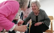 VIDEO - Farigliano, Premio Isabella Doria 2024 a Amalia Ercoli Finzi: lettura motivazione e consegna 