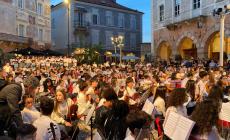 Mondoví: lo spettacolo della marea di piccoli e bravissimi musicisti dell’Orchestra Giovanile provinciale