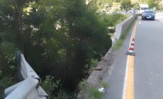 Bagnasco: incidente sulla statale 28, auto finisce nella scarpata