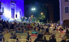 Pienone a San Michele per l’ultimo concerto de “Le melodie di Nini Rosso”