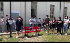 Ceva: al "Baruffi" l’inaugurazione della panchina rossa contro la violenza di genere