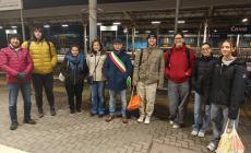 Ceva, il sindaco Mottinelli in stazione a fianco dei pendolari: "Basta con i ritardi e le soppressioni dei treni"