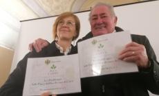 VIDEO - La prima De.Co. del Comune di Carrù consegnata alla "gualdrappa"