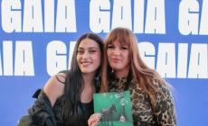 Villanovese trucca le artiste del Festival e intanto diventa anche Miss Mamma Italiana 2025