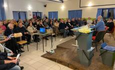 Vicoforte: sala gremita per la riunione sulla raccolta rifiuti