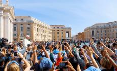 Papi santi subito: tra tradizione e concretezza