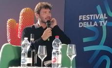 VIDEO - Stefano De Martino al Festival della Tv di Dogliani 2025: "La conduzione di Sanremo? Un'utopia"