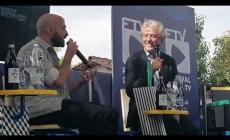 VIDEO - Chef Locatelli, i piatti di Anna Zhang e la pizza con l'ananas al Festival della Tv 2025 di Dogliani
