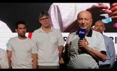 VIDEO - Sorpresa durante la premiazione del Campionato Italiano di Bocce Quadre 2025: sul palco Maurizio Ferrini